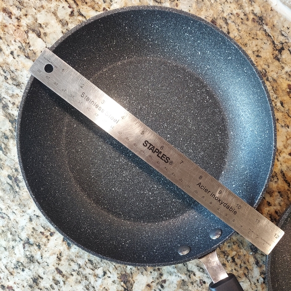 2 Starfrit The Rock frying pans, GUC - Picture 3 of 4